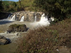 Wasserfall im zentralen Hochland von Vietnam