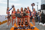 Die Cologne Eagles Cheerleaders auf der XOVILICHTER Party